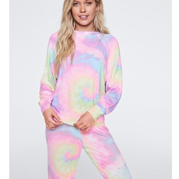 PINK Victoria's Secret Tops - PINK cozy slouchy crew